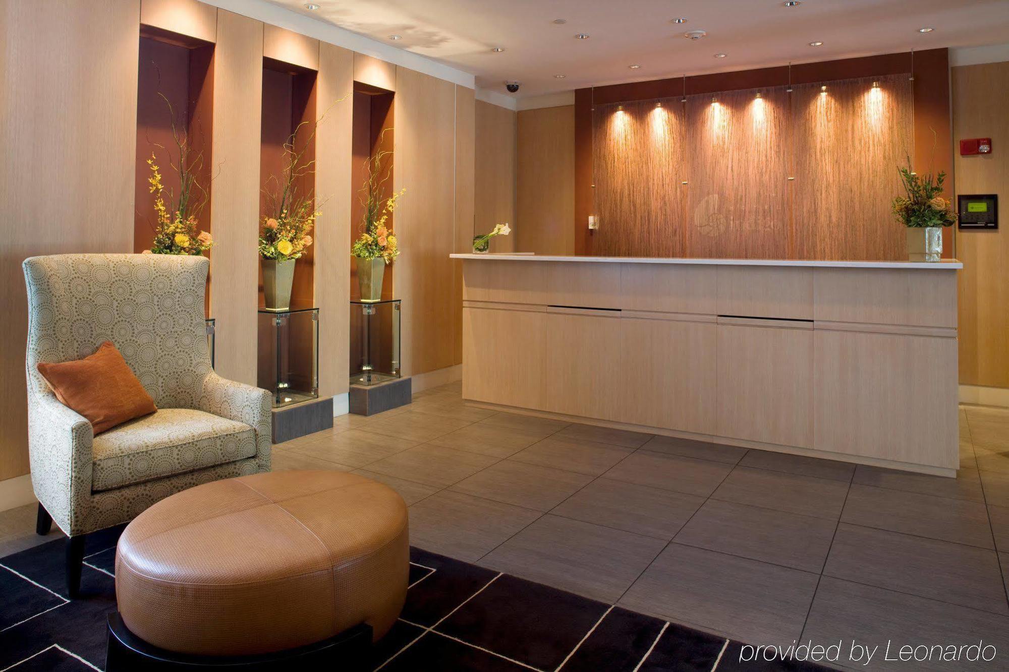 Hotel Indigo Boston - Newton Riverside Экстерьер фото