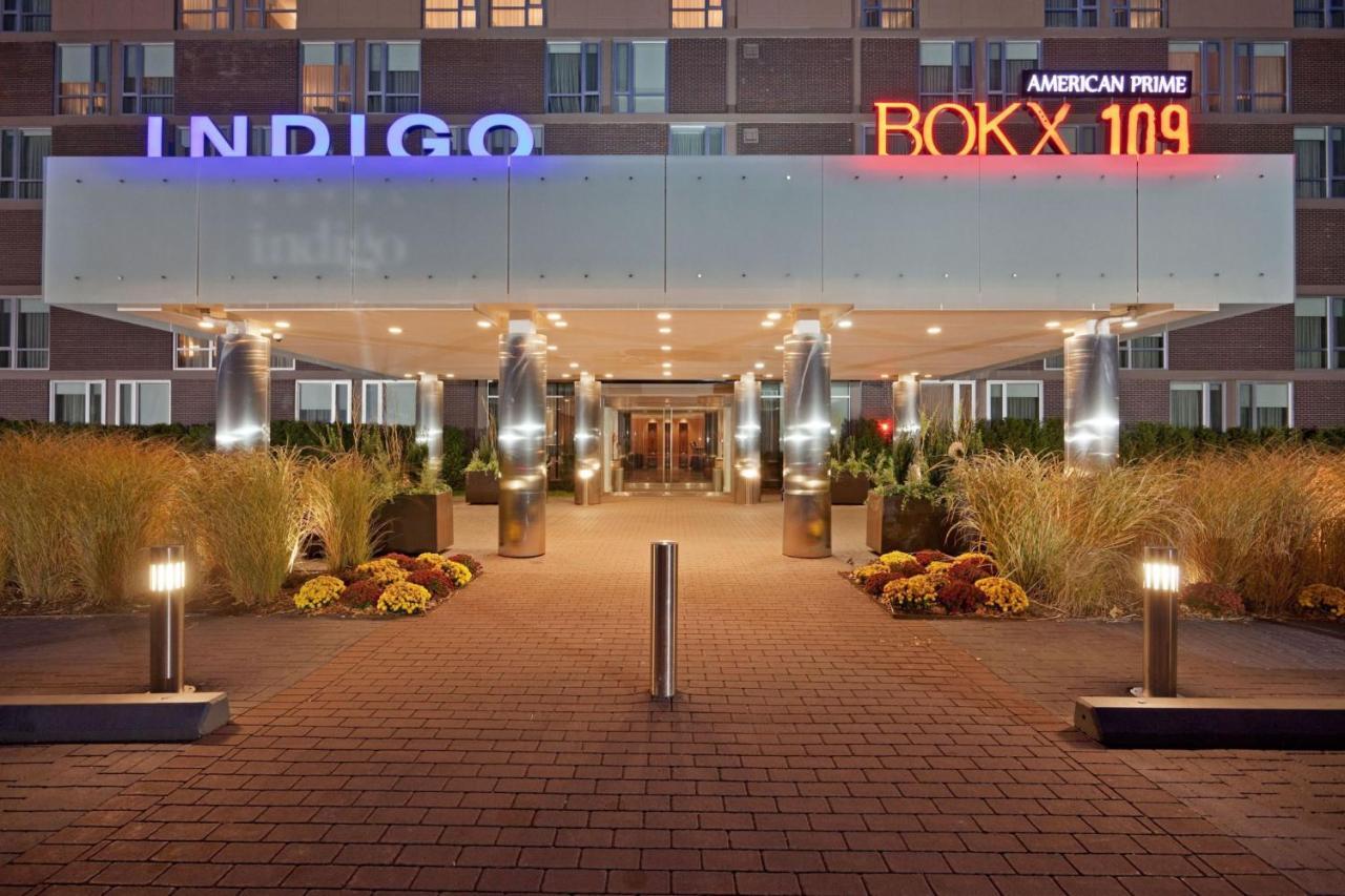Hotel Indigo Boston - Newton Riverside Экстерьер фото