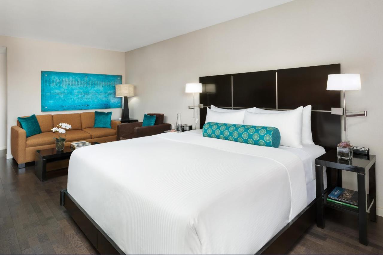 Hotel Indigo Boston - Newton Riverside Экстерьер фото